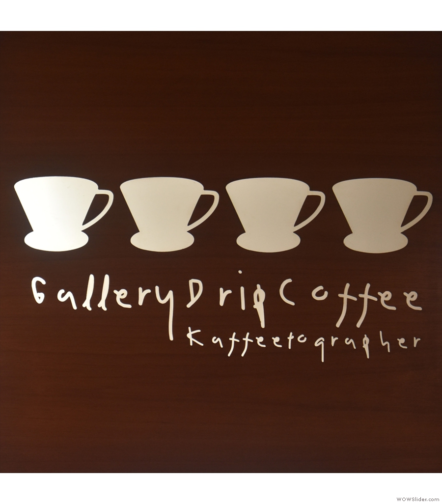 Gallery Drip Coffee, serving a full-bodied, full-flavoured Thai coffee.